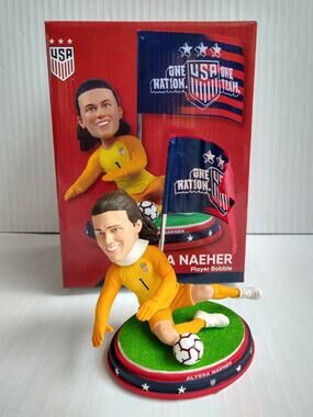 Alyssa Naeher Soccer Player Bobblehead Legends of The "Pitch" by FOCO -Open Box